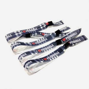 Pulsera de tela Pandorga